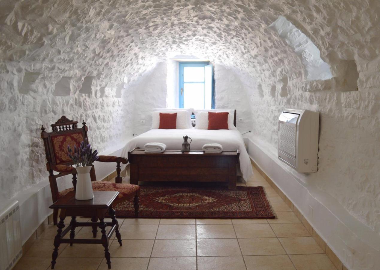 Lithos Stone Suites Areopoli Eksteriør billede