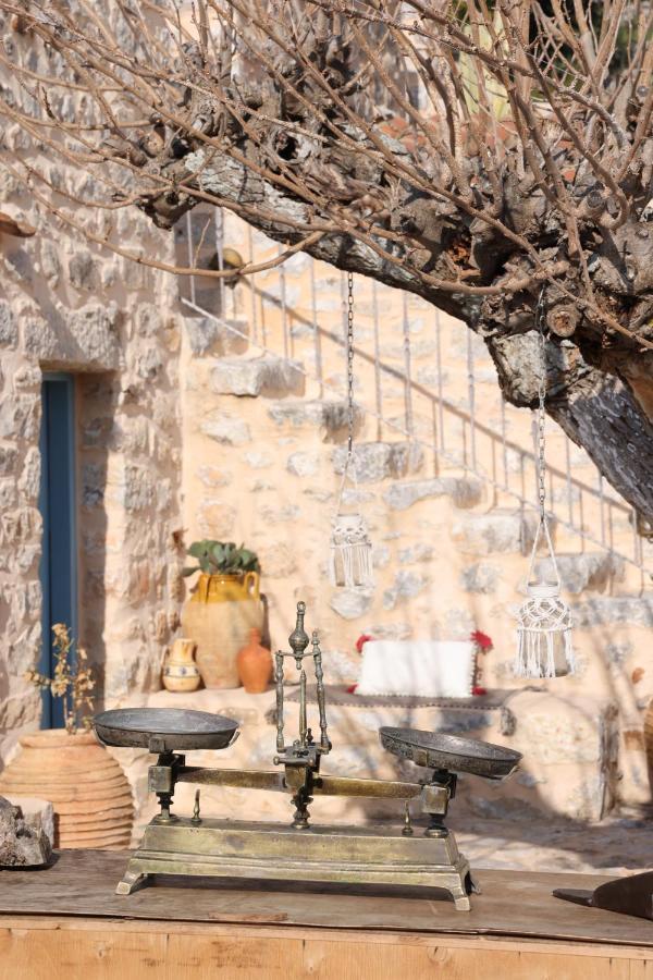 Lithos Stone Suites Areopoli Eksteriør billede
