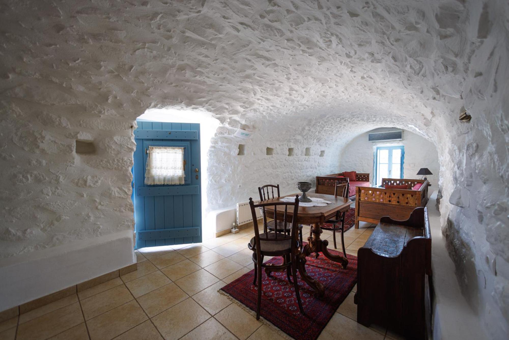 Lithos Stone Suites Areopoli Værelse billede